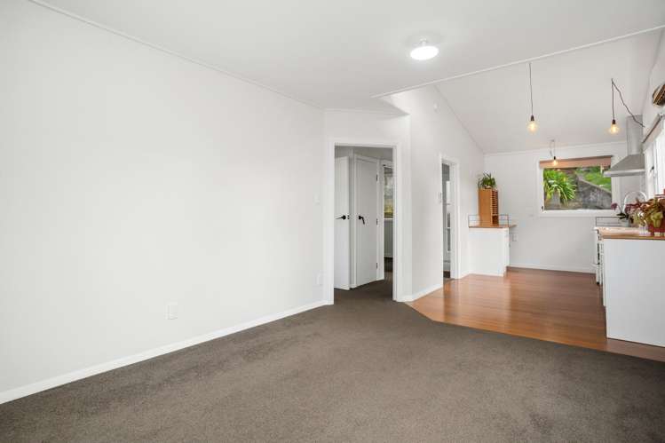 6D Rewa Terrace Tawa_7