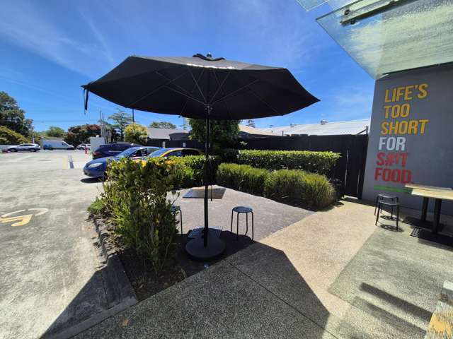 1/24 Henderson Vallery Road Henderson_3