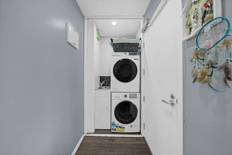 82A Michael Jones Drive Flat Bush_12
