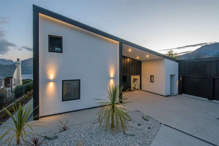 13 Vancouver Drive Queenstown_1