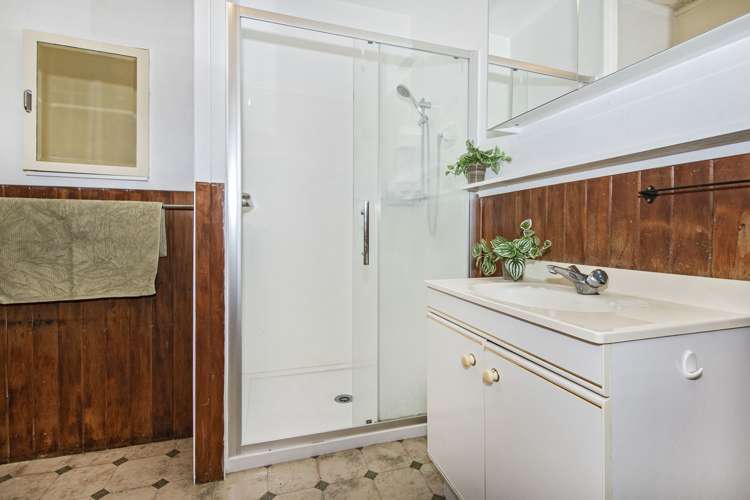 8 Bernard Street Avenues_8