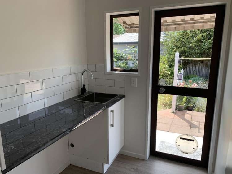 A/3 Sealy Street 11278_9