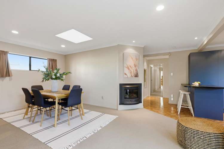 42 Lloyd Street Parkvale_9