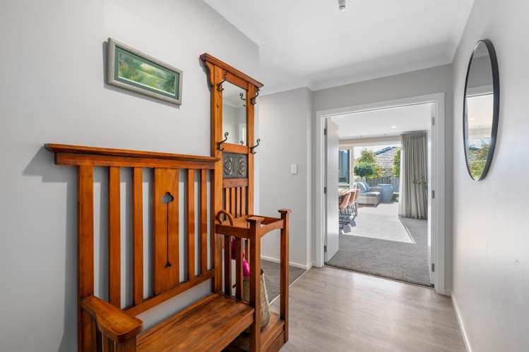 4 Spitfire Drive Burleigh_7