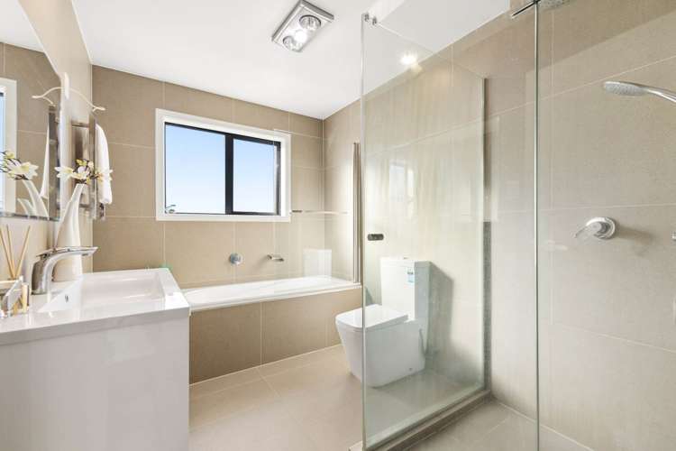 12 Hangahai Road Flat Bush_23