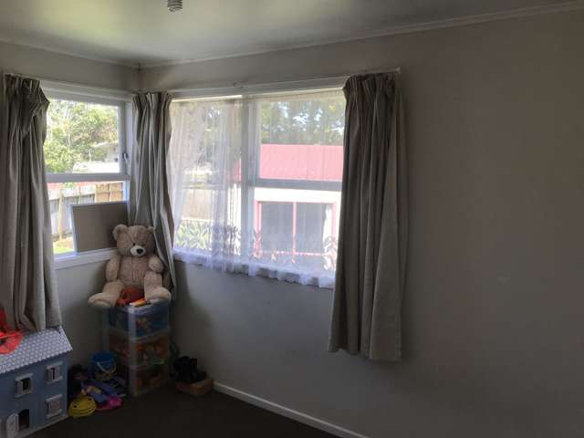 4 Hereford Street Te Atatu Peninsula_3