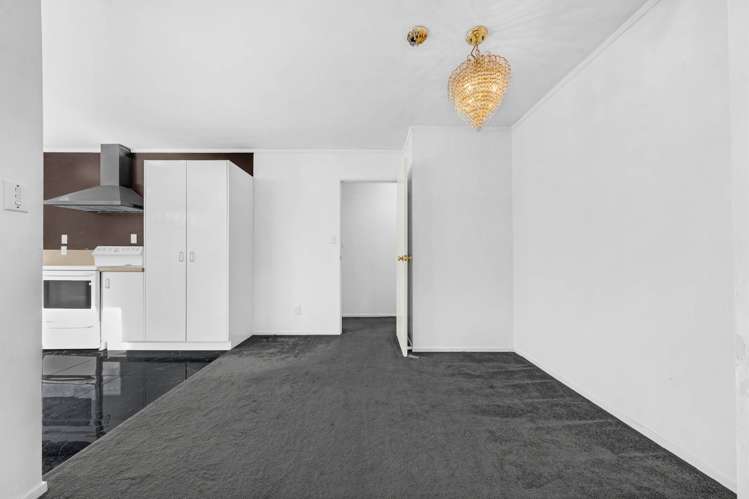2/69 Victoria Road_5