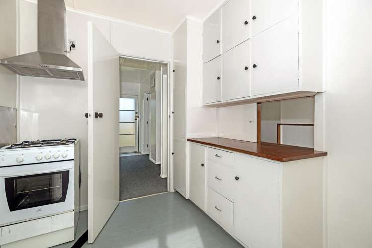 26,28,30 Cavendish Crescent Outer Kaiti_4