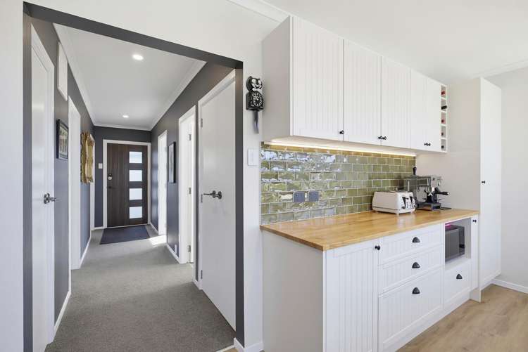 110 Main Road Titahi Bay_8