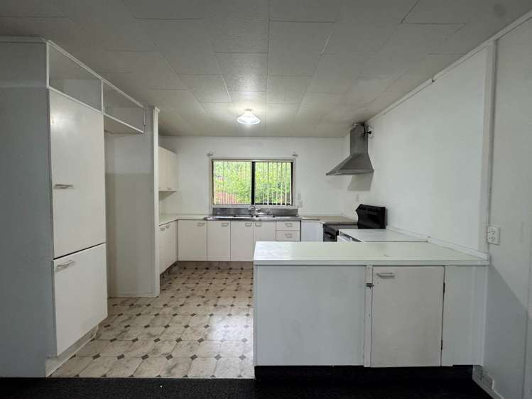 63 Santiago Crescent Unsworth Heights_1