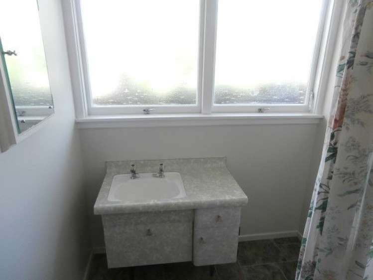 11b Waiau Street Cracroft_7