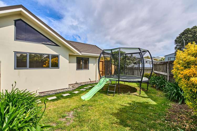 59 Kapiti Crescent Titahi Bay_14