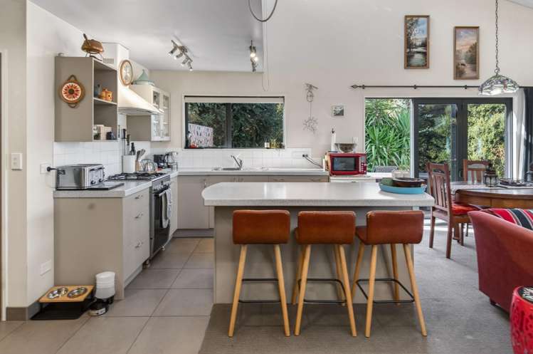 210A Bells Road_5