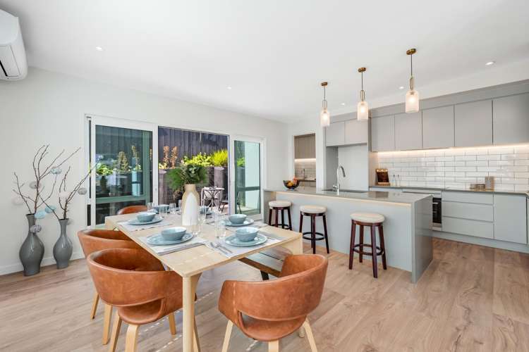 78A Bramley Drive Farm Cove_9