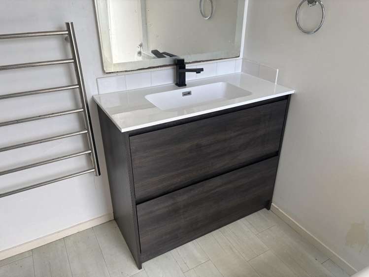 5 Ely Place 11217_18