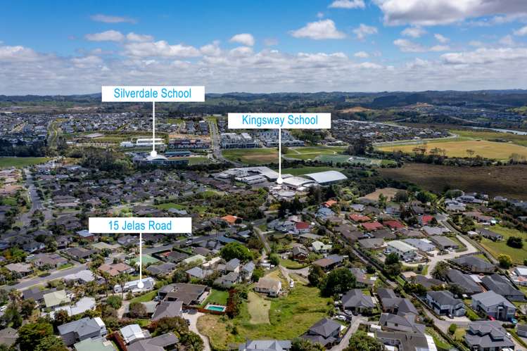 15 Jelas Road Red Beach_15