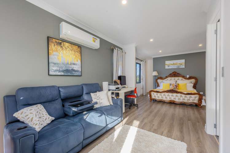 24 Karaka School Lane Papakura_13