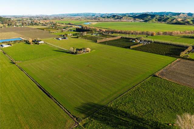Flat land with Mediterranean charm