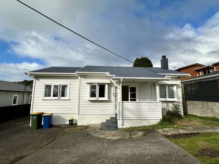 5 Akehurst Avenue New Lynn_11