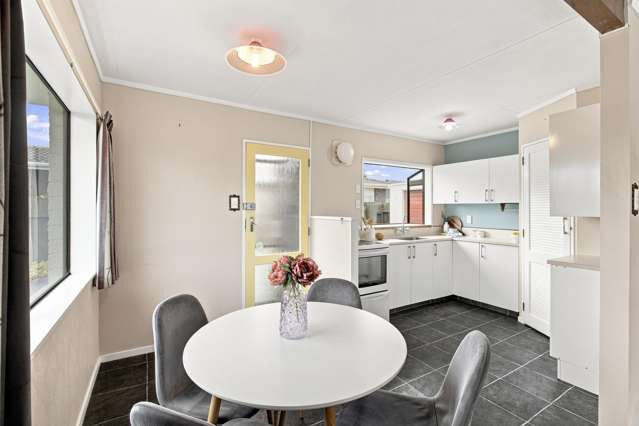 14 Warwick Place Springvale_4