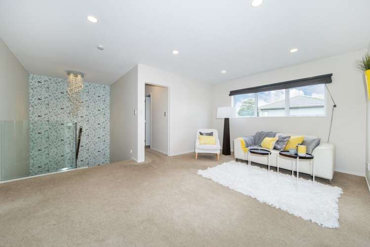 41 Riverglade Parkway Te Atatu South_12