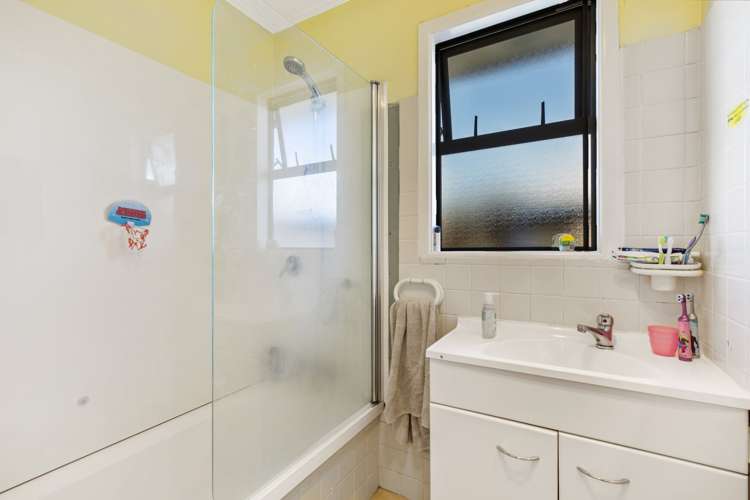 57 Heybridge Street Manurewa_10