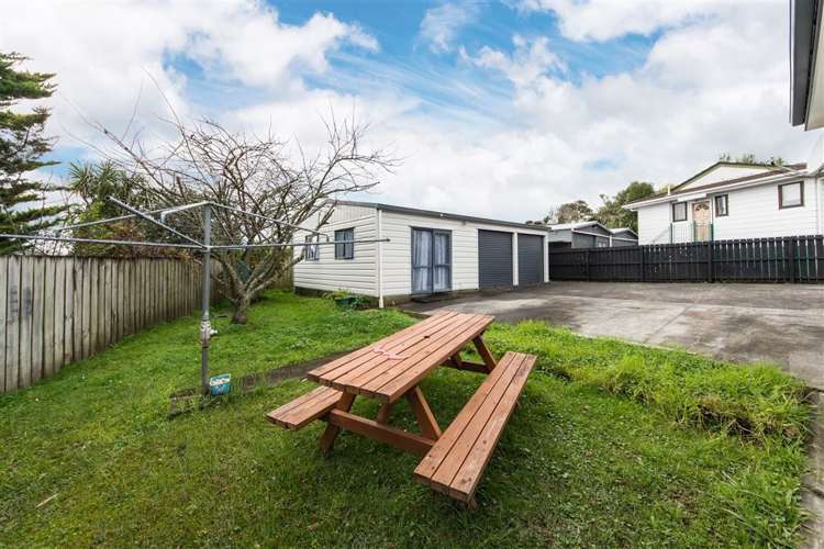 75 Sunvue Road Glen Eden_17