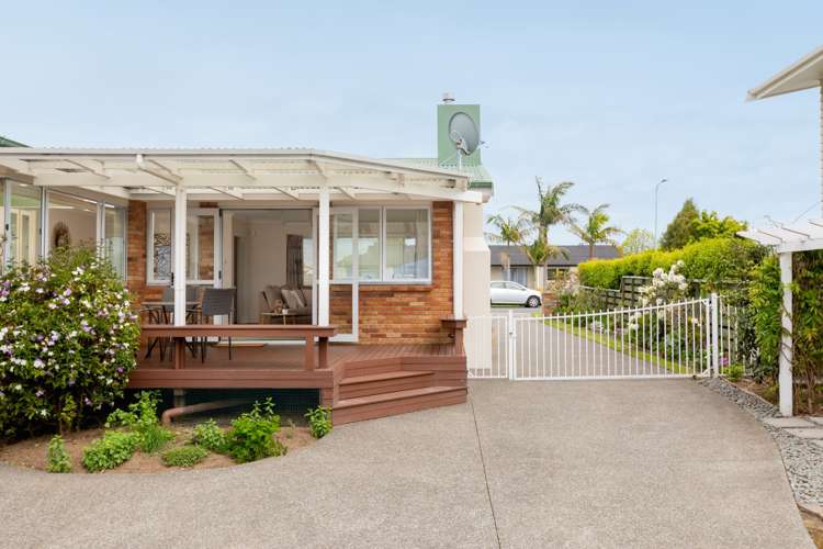 25 Hillcrest Road Otumoetai_20