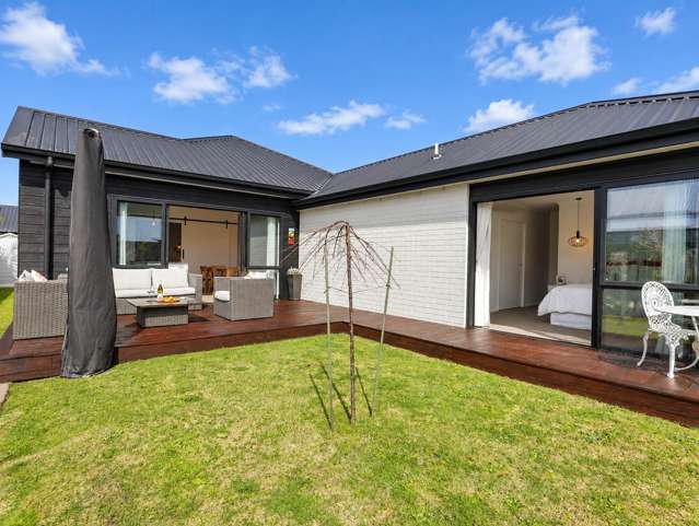 MODERN LIVING, MADE EASY