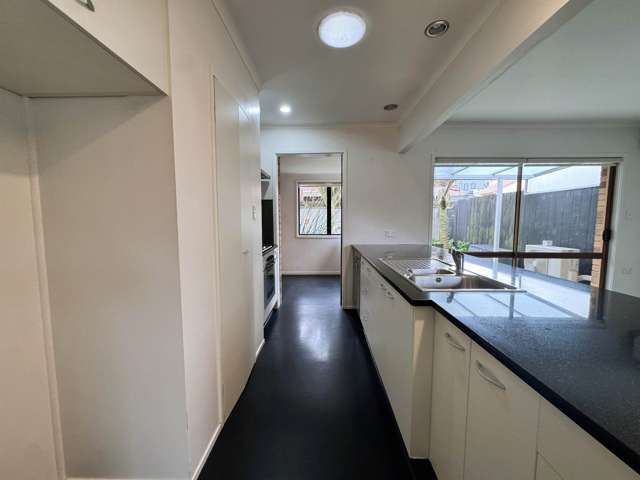 3/4A Tawera Road Greenlane_3