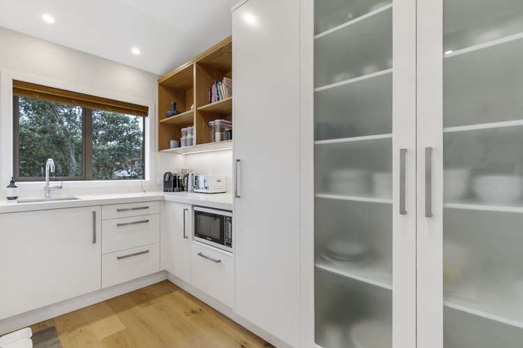 10 Crossland Place Maraetai_8