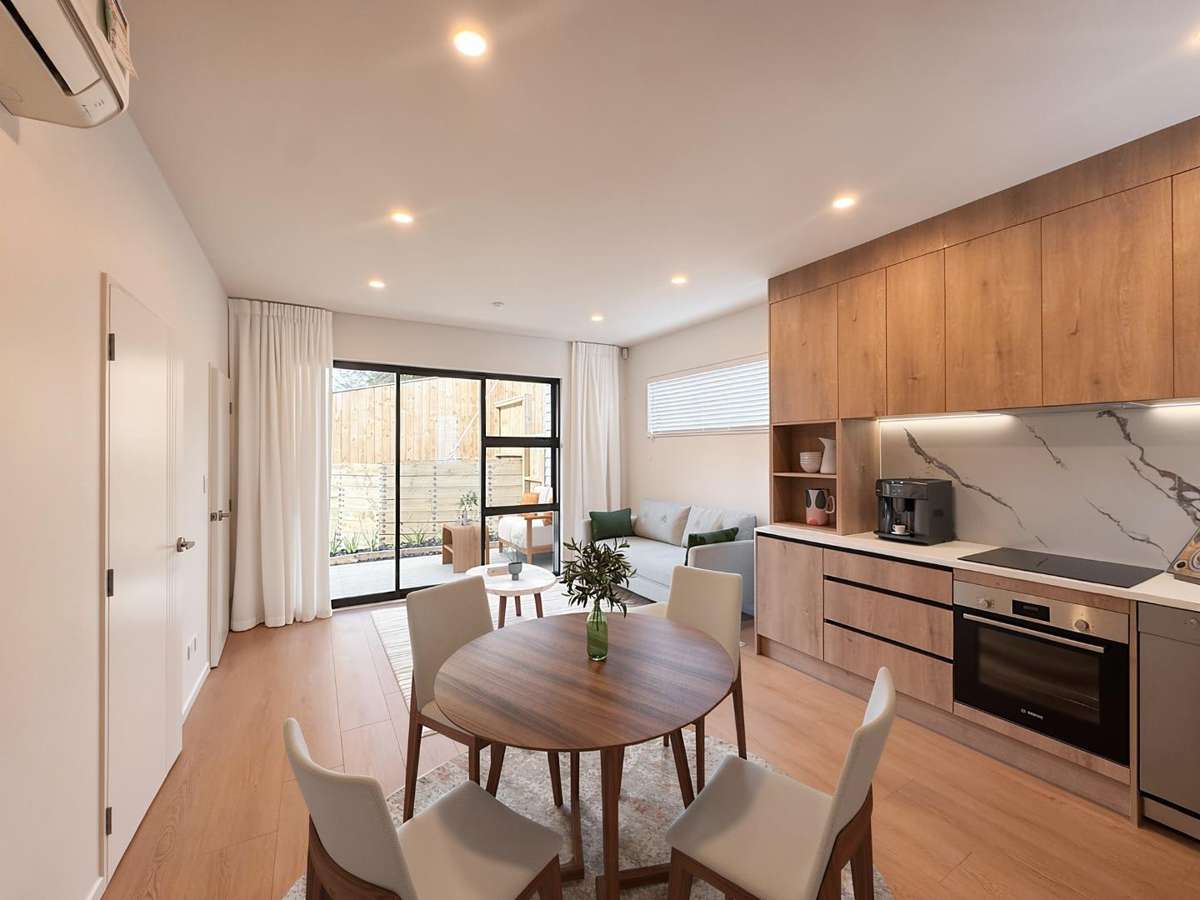 Brand new home in Massey! 1