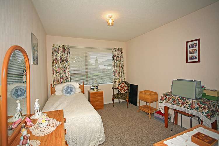 2/51 Neill Street Hornby_12