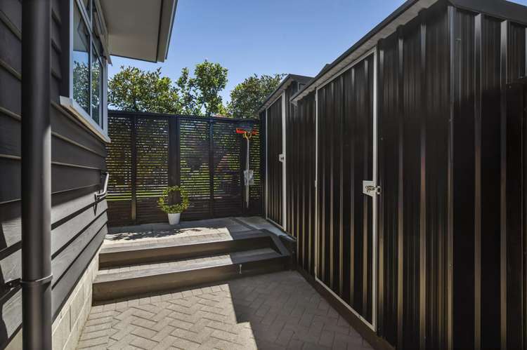 9 Coprosma Crescent Waipahihi_23