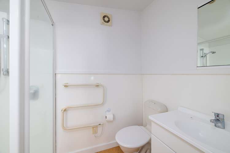 13 Cunningham Terrace Lyttelton_11