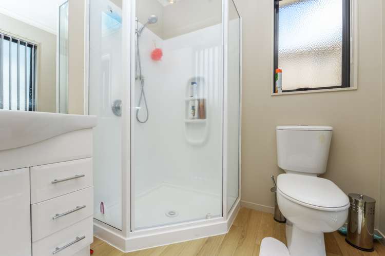 13a Thomson Avenue Dinsdale_12