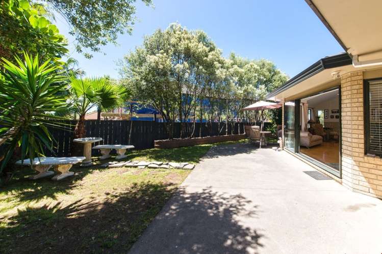 1 San Ambrosio Rise Henderson_19