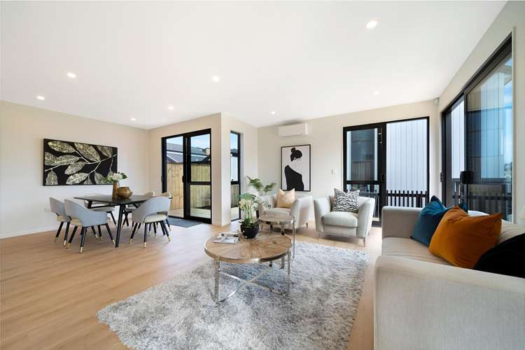 37 Paretao Street Massey_10