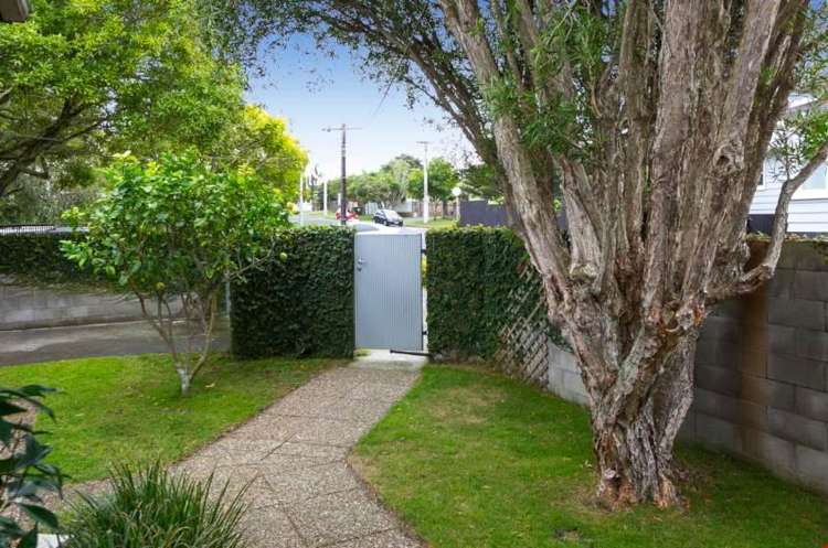 1/72 Pah Road Royal Oak_9