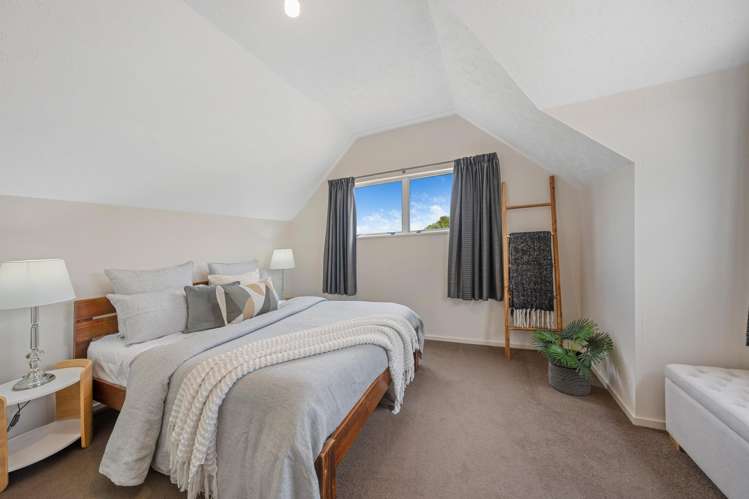 22 Sandown Crescent Aranui_10