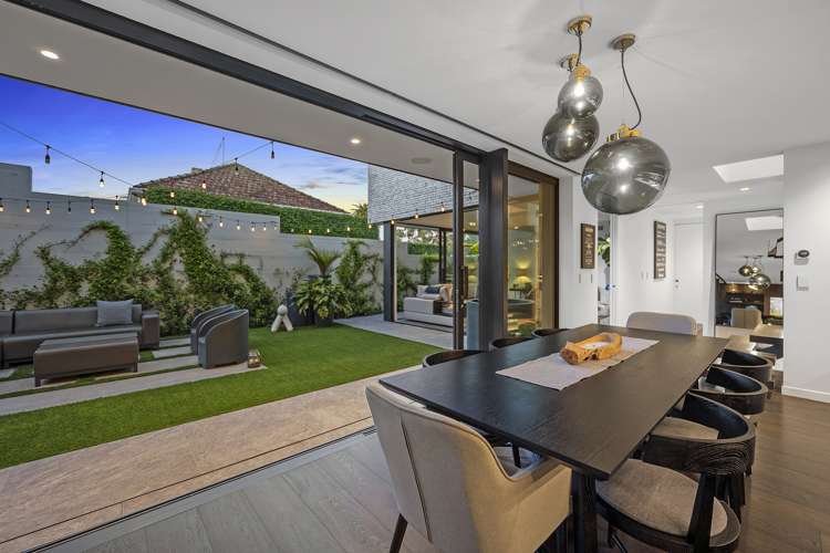 222 Hurstmere Road Takapuna_14