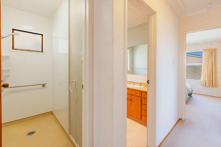 15 McLean Terrace Waipukurau_12