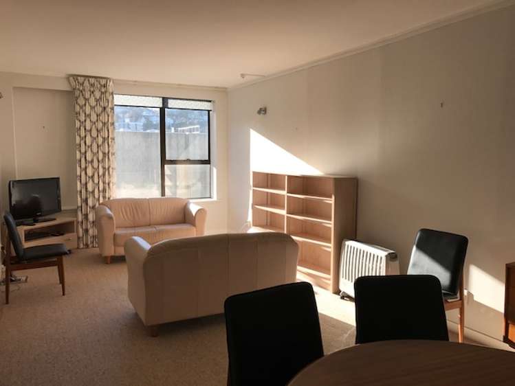 72/70 Hobson Street Thorndon_1