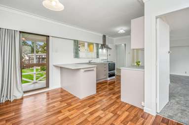 11A Raumati Crescent_4