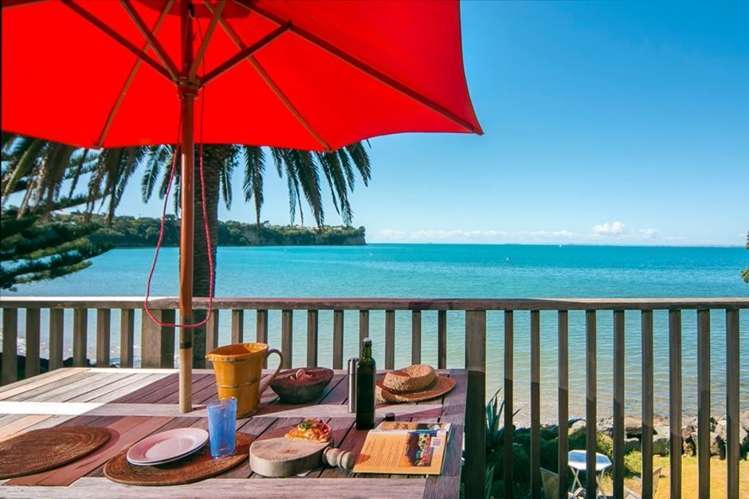 6/4 Arkles Strand Arkles Bay_0