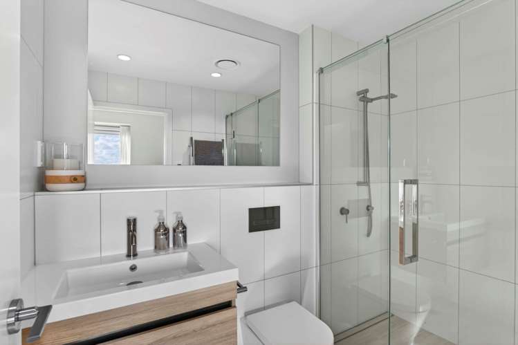 1/245 Kepa Road Mission Bay_13