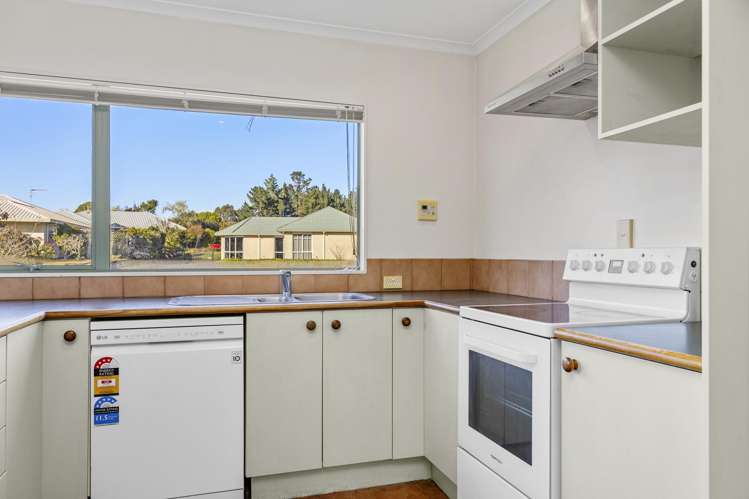 6 Balmoral Drive Hilltop_12