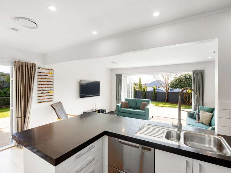 70 Houchens Road Glenview_5