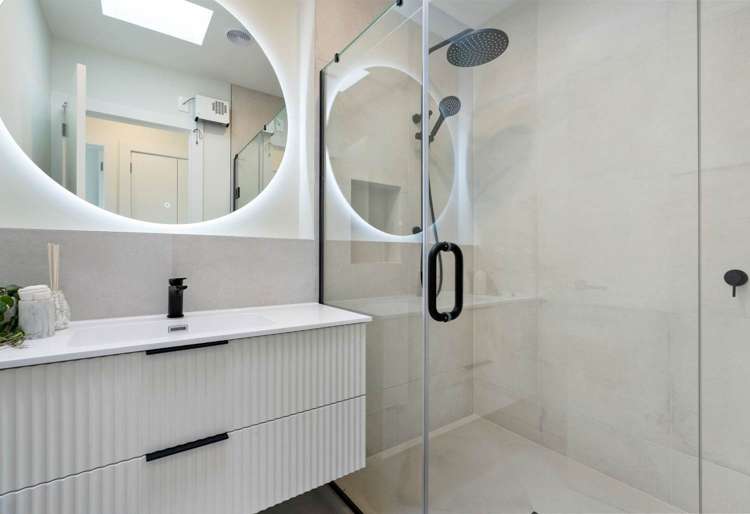 7/2 Valonia Street New Windsor_11