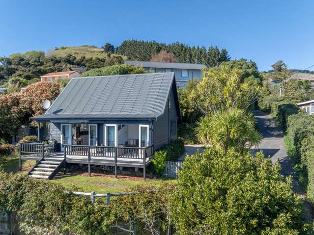 217 Beach Road Akaroa_1